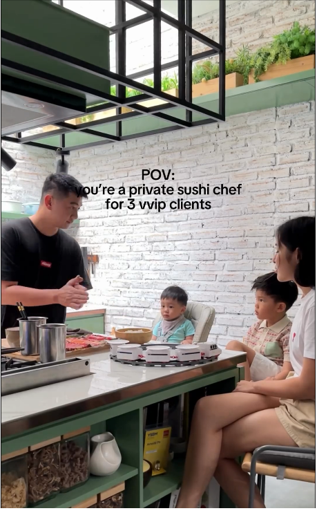 Chef Arnold Poernomo jadi chef sushi privat untuk keluarganya