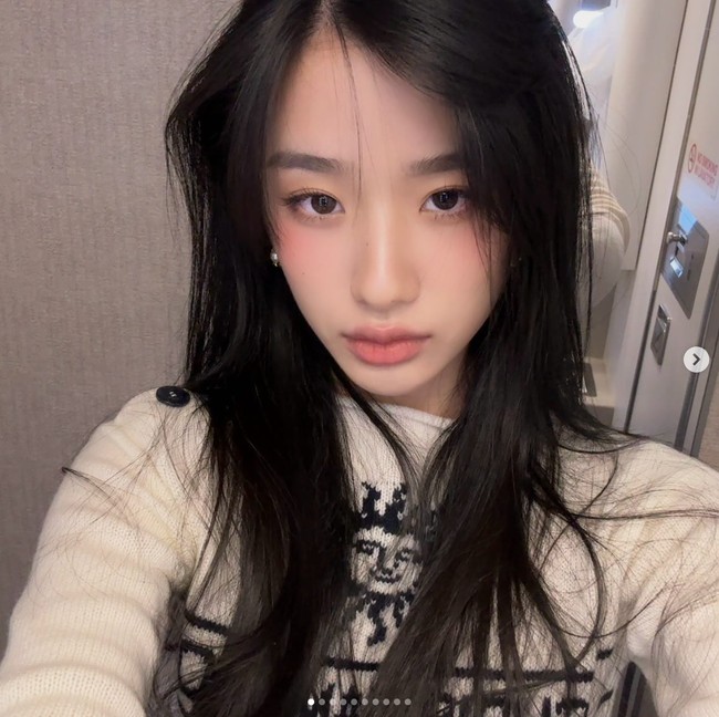 Sejumlah penggemar KPop melihat kemiripan Tu Tontawan dengan personel NewJeans, Kim Minji. Foto: dok. Instagram @tontawan