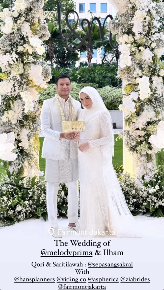 Kabar bahagia datang dari aktris Melody Prima yang melangsungkan pernikahan dengan Ilham Akbar Prawira. Ini adalah pernikahan kedua bagi Melody dan Ilham. Foto: Instagram