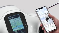 Pabrikan membekalinya dengan pencahayaan full LED, sistem nirkunci pintar (smart keyless), soket USB dan ruang penyimpanan tambahan di bagian depan. Selain itu, yang lebih canggihnya, tunggangan tersebut punya panel instrumen TFT dengan tombol-tombol untuk mengatur fungsi. Foto: Wuyang Honda.