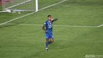 Keseruan Laga Persib Vs Madura United