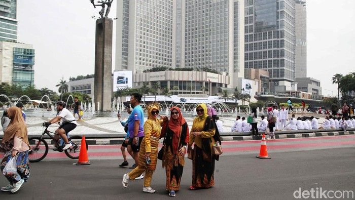 Kirab Pancasila Ramaikan CFD Jakarta BPIP menggelar Pancasila Expo 2024 di kawasan CFD, Jakarta, Minggu (24/5/2024). Acara itu juga diisi dengan Kirab Pancasila.