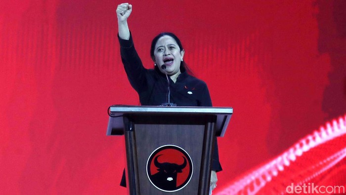 Ketua DPP PDIP Puan Maharani tak sanggup menahan tangis mengucapkan terima kasih kepada seluruh rakyat Indonesia seusai perhelatan Pilpres 2024.