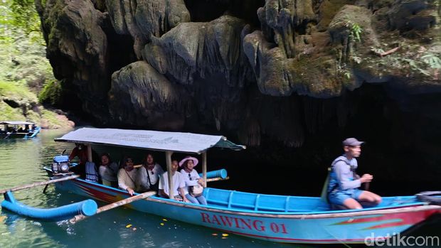 Objek WIsata Green Canyon Pangandaran
