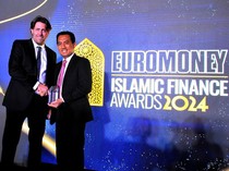Penghargaan Best Domestic Islamic Bank di Indonesia