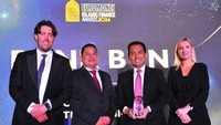 Unit Usaha Syariah BTN meraih penilaian tertinggi di ajang Euromoney Islamic Awards di Dubai karena mampu menunjukkan komitmennya selama tahun 2023 mendukung perumahan berkelanjutan hingga meluncurkan inisiatif lingkungan dan tata kelola perusahaan. 