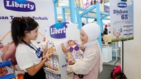 Selain mengenalkan produk, Liberty juga mengimbau para ibu agar lebih bijak dalam memilih produk perawatan anak. 