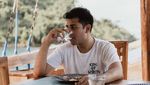 Romantis! Rizky Alatas dan Adzana Bing Slamet saat Sarapan hingga Dinner