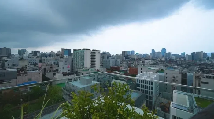 tempat tinggal Yoo Jae suk. Pemandangan dari salah satu unit Brighten N40, tempat tinggal Yoo Jae suk.