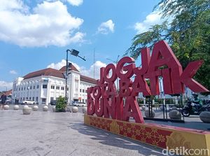 Duh, Wisatawan Perempuan Diduga Jadi Korban Pelecehan di Titik Nol Km Jogja