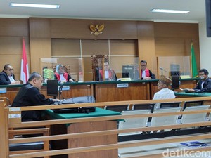 Eks PNS KPU Serang Didakwa Emoh Serahkan Kelebihan Bayar Tukin Rp 79 Juta