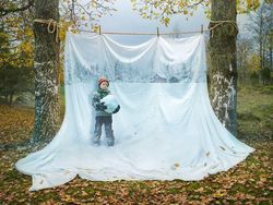 Karya Dewa Photoshop Gabungkan Fantasi dan Realitas Bikin Tercengang