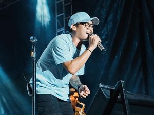 Lirik Lagu Mangan Ra Njaluk Kowe Gilga Sahid dan Terjemahannya