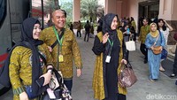 Mereka berasal dari berbagai provinsi seperti DKI Jakarta, Jawa Barat, Jawa Timur, Lampung, dan Bengkulu.