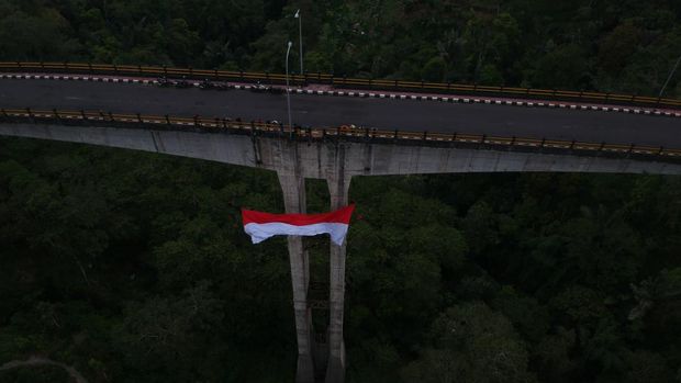 Jembatan Tukad Bangkung di Desa Plaga, Kecamatan Petang, Kabupaten Badung, Bali. (Dok. Universitas Udayana)