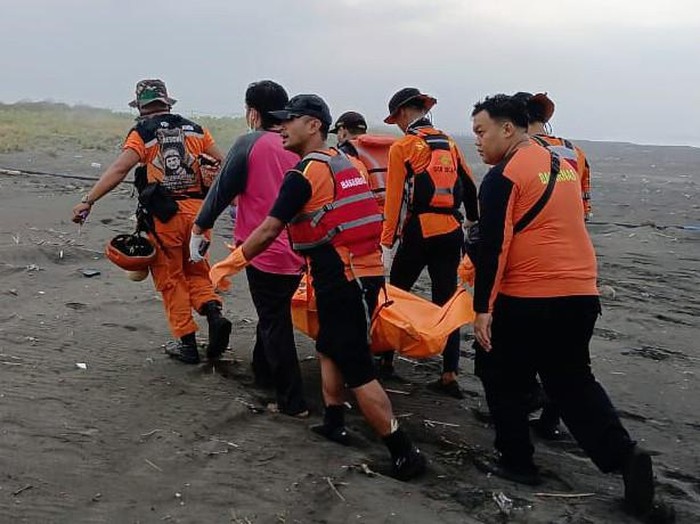 Jenazah Kham Setianto (24) ditemukan di Pantai Tlogodepok, Kecamatan Mirit, Kebumen, Senin (27/5/2024) pagi.