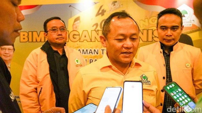 Ketua DPD Golkar Jatim Sarmuji