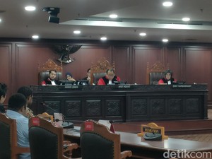 Hakim Arief Sentil Kuasa Hukum PDIP Tak Jelas: Merepotkan Persidangan