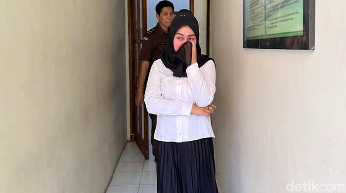 Mya Pertiwi Sari alias Miyabi