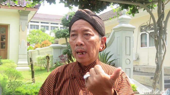Penjabat (Pj) Wali Kota Jogja Sugeng Purwanto di Kompleks Kepatihan Kantor Gubernur DIY, Senin (27/5/2024).