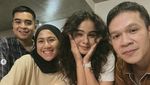 Pose Keren Sahila Hisyam Saat Makan Bareng Ayah dan Sahabat