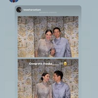 Keduanya juga tampak memamerkan momen kedekatan mereka. Seperti dalam foto, keduanya tampak mesra bergandengan tangan dan saling bertatapan. Foto: Instagram/@rharyantoracing