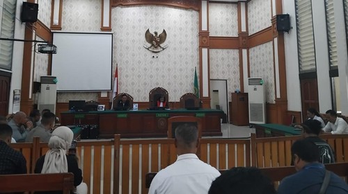Sidang praperadilan kasus UU ITE Anandira Puspita Sari di PN Denpasar, Senin (27/5/2024). (Dok. Agustinus Nahak)