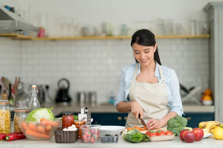 Suami Kagum dengan Istrinya yang Awalnya Tak Pandai Memasak Kini Buka Katering