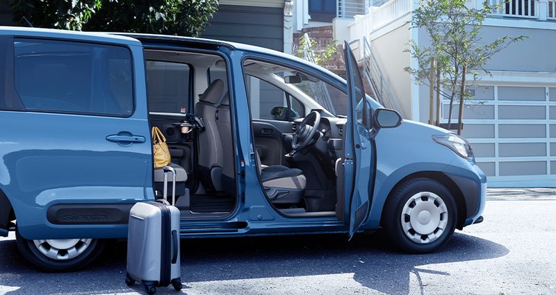 Toyota Sienta 2024