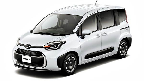 Lihat Lebih Dekat Wujud Toyota Sienta 2024