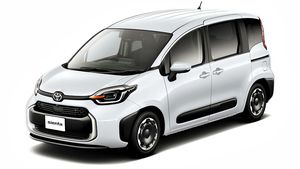 Lihat Lebih Dekat Wujud Toyota Sienta 2024