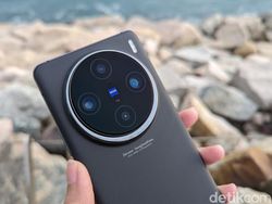 Melihat Penampilan Vivo X100 Pro dari Segala Sisi