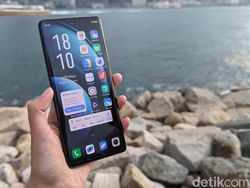 Melihat Penampilan Vivo X100 Pro dari Segala Sisi