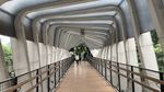 4 Spot Foto Halte TransJakarta Paling Estetik