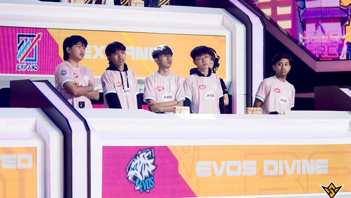Kompetisi Free Fire World Series Southeast Asia (FFWS SEA) 2024 Spring berakhir. Kini sudah terpilih delapan tim, yang berhak melaju ke turnamen akbar bertajuk Esports World Cup 2024.