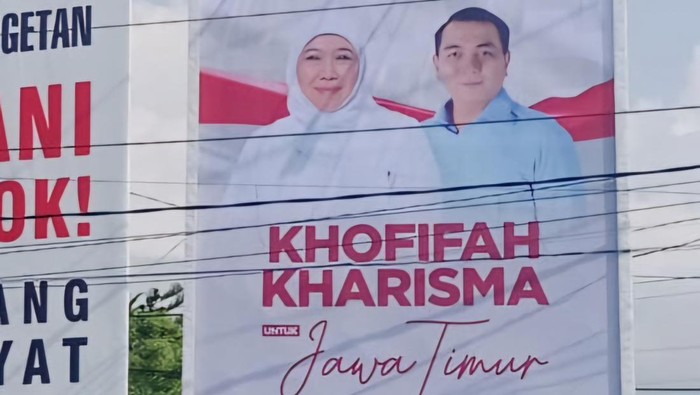 Baliho Khofifah-Kharisma