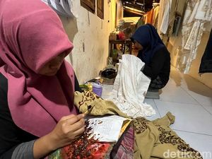 Menengok Pembuatan Batik Ramah Lingkungan di Mojokerto