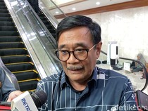 Djarot Khawatir Demokrasi Semu di DKI, Sindir Calon Independen Disiapkan