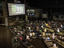 Festival Film Jadi Hiburan Warga di Permukiman Miskin Peru
