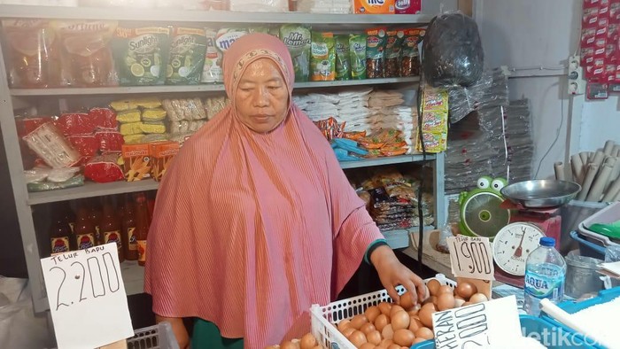 Harga telur di Gorontalo meroket hingga Rp 60.000 per rak jelang Idul Adha. Apris Nawu/detikcom
