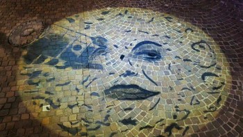 Bahkan karya lukisnya ini sudah pernah dipamerkan di pameran-pameran lukisan di Prancis pada taun 2015 dan 2016. Foto: Instagram/oakoak_street_art