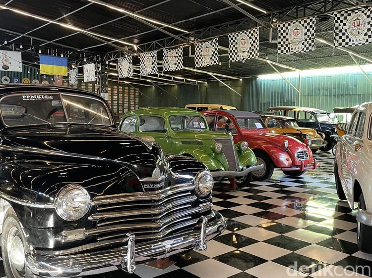 Kebon Vintage Cars, Garasi Mobil Klasik Surganya Penghobi Otomotif