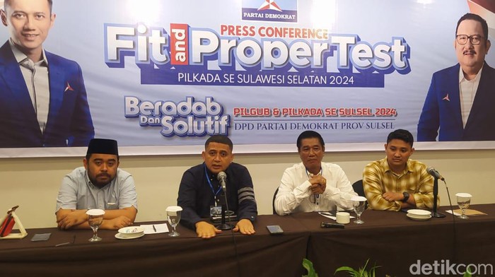 Ketua Golkar Makassar Munafri Arifuddin usai mengikuti uji kelayakan di Partai Demokrat.