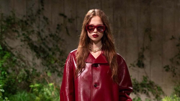 10 Koleksi Gucci Resort 2025, Busana dengan Sentuhan Kota London
