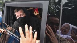 Alan Walker Bikin Heboh Siswa SMA di Medan Alan Walker Bikin Heboh Siswa SMA di Medan