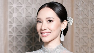 Inspirasi Makeup Lamaran Athina Tunangan Rio Haryanto, Simple Romantic