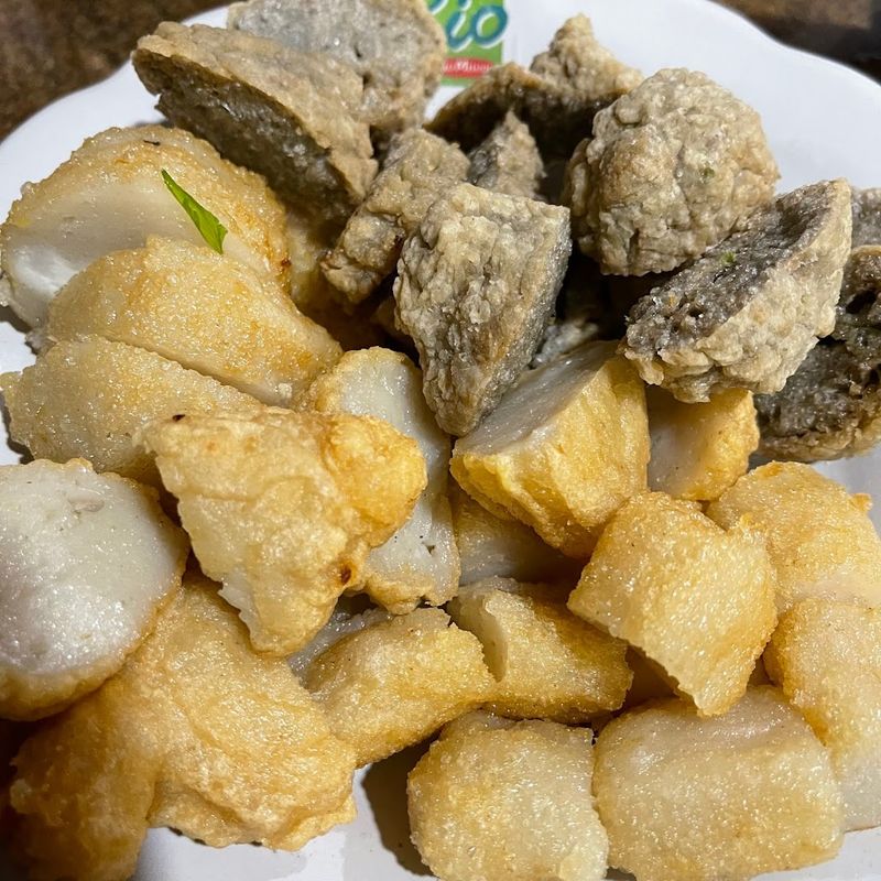 Murah dan Enak! Ini 5 Pempek Kaki Lima di Jakarta yang Gurih Mantap