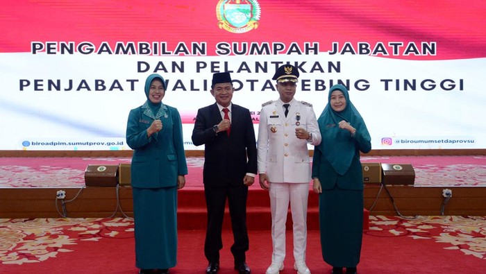 Pj Gubsu Hassanudin seusai melantik Muttaqien Hasrimi sebagai Pj Wali Kota Tebing Tinggi. (Dok. Diskominfo Sumut)