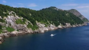 Terkadang kapal dari aparat di Brasil berpatroli untuk mengawasi pulau itu dan memastikannya tidak dikunjungi manusia. Foto: Wikimedia