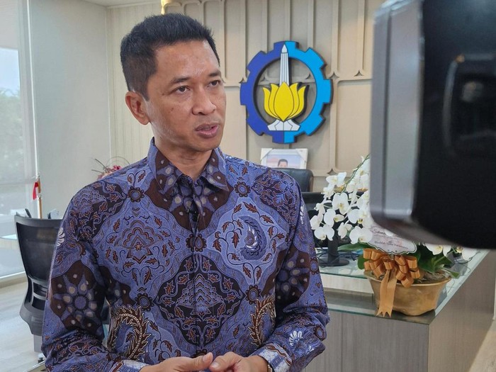 Rektor ITS Ir Bambang Pramujati ST MSc Eng PhD